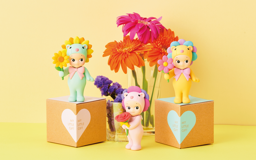Sonny Angel Flower Gift - Happy Gift