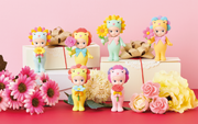 Sonny Angel Flower Gift - Happy Gift