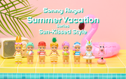 Summer Vacation: Sun-Kissed Style - Collector Display